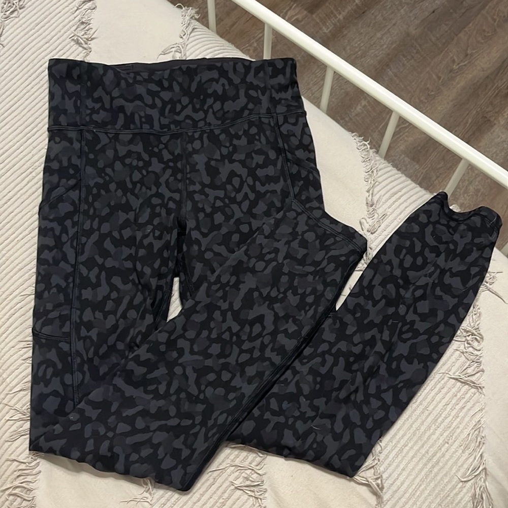 Lululemon Invigorate High Rise25”, Size:6, Color: Formation Camo Deep Coal Multi